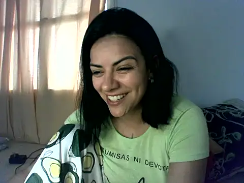 luluclark69 online show from May 7, 2026, 1:49 pm