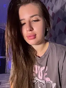 Lira Fayeee online show from July 15, 2026, 7:08 pm