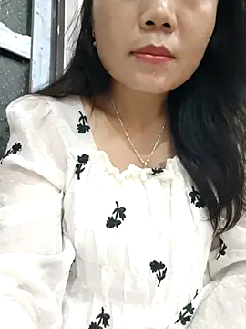 Miu sexyy98 online show from July 24, 2026, 4:05 pm