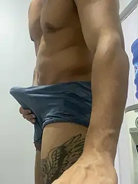 moreno dotado22 online show from April 24, 2026, 3:47 pm