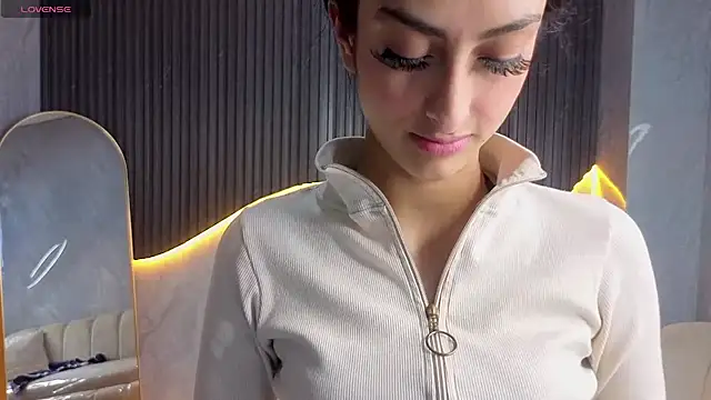 Snapshot of Tifany_Tx chatting on June 25, 2026, 7:18 pm Tifany Tx online show from June 25, 2026, 7:18 pm