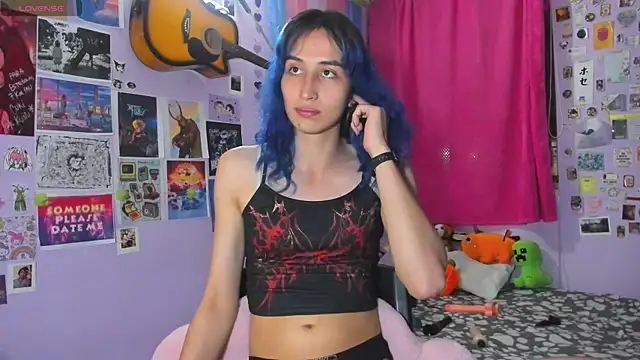 Elis-Darling online show from June 10, 2026, 11:24 pm