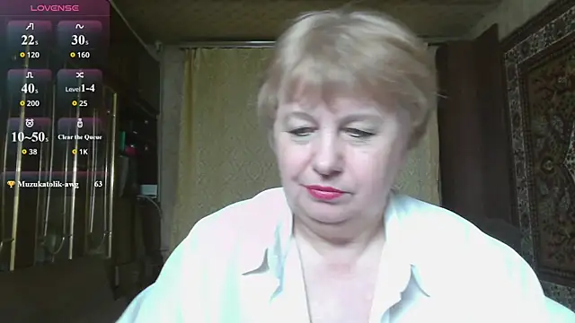 Snapshot of Casey_peach chatting on May 4, 2026, 5:31 pm Casey peach online show from May 4, 2026, 5:31 pm