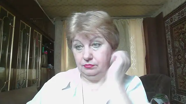 Snapshot of Casey_peach chatting on May 14, 2026, 6:31 am Casey peach online show from May 14, 2026, 6:31 am
