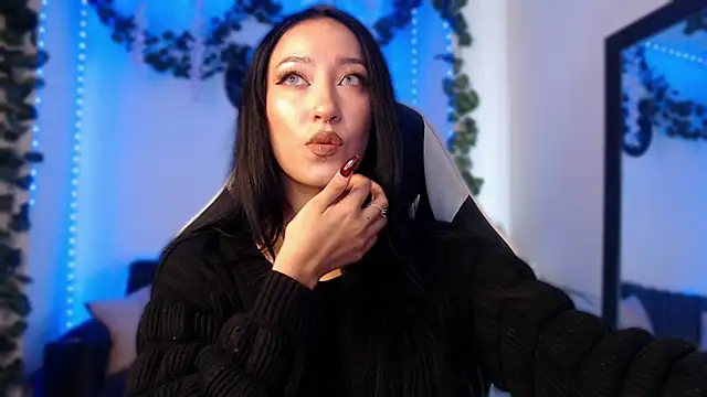 viicky r online show from July 16, 2026, 7:42 pm