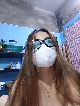 lanahotvn online show from July 23, 2026, 5:27 am