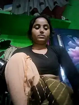 Snapshot of Cut_salni chatting on July 23, 2026, 1:30 am Cut salni online show from July 23, 2026, 1:30 am