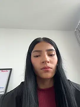 Ema Rose  online show from June 19, 2026, 4:11 pm