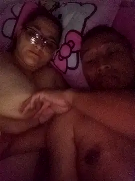 pareja latina1483 online show from July 18, 2026, 3:33 am