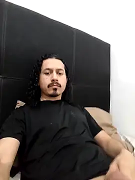 Snapshot of CarlosGM77 chatting on March 24, 2026, 2:55 pm CarlosGM77 online show from March 24, 2026, 2:55 pm