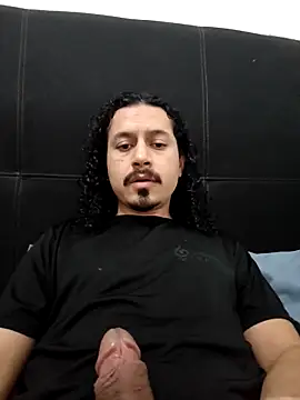 Snapshot of CarlosGM77 chatting on April 2, 2026, 2:47 pm CarlosGM77 online show from April 2, 2026, 2:47 pm