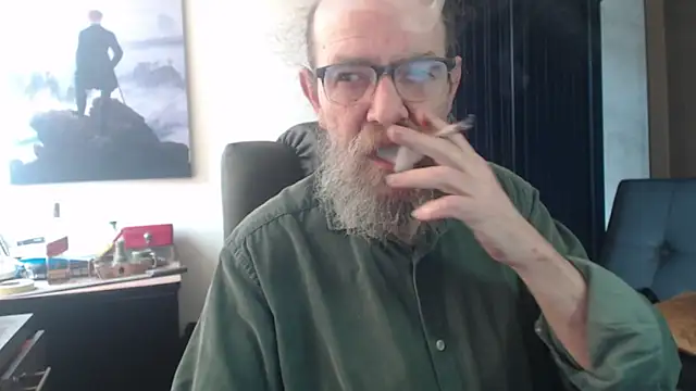 Snapshot of Uncle_Hottie chatting on June 27, 2026, 3:50 pm Uncle Hottie online show from June 27, 2026, 3:50 pm