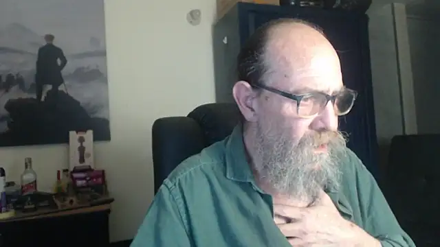 Snapshot of Uncle_Hottie chatting on July 12, 2026, 4:14 am Uncle Hottie online show from July 12, 2026, 4:14 am