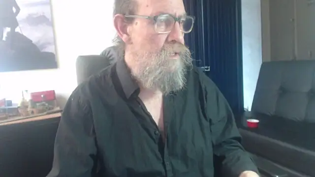 Snapshot of Uncle_Hottie chatting on July 28, 2026, 7:39 pm Uncle Hottie online show from July 28, 2026, 7:39 pm