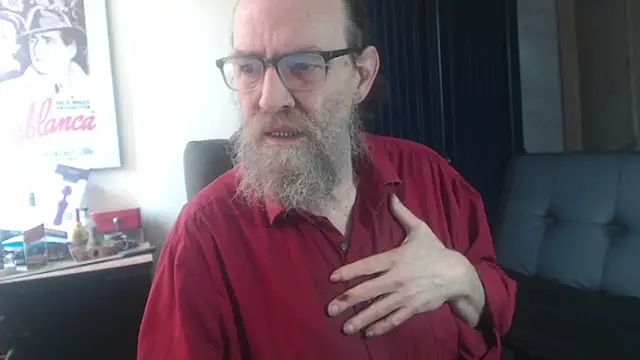 Snapshot of Uncle_Hottie chatting on August 1, 2026, 5:01 pm Uncle Hottie online show from August 1, 2026, 5:01 pm