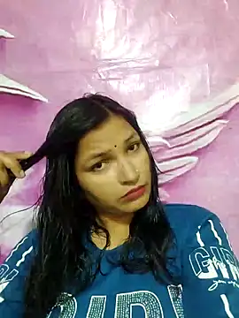 Priyaa 1433 online show from July 23, 2026, 4:32 am