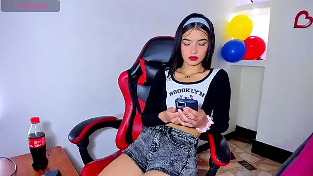 honeyluxe  online show from June 26, 2026, 7:51 pm