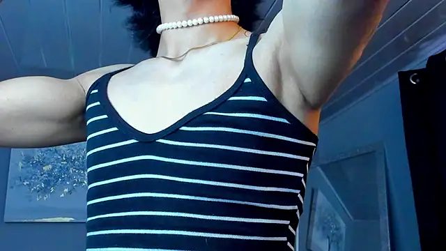 vicky fant4sy online show from May 5, 2026, 1:41 pm