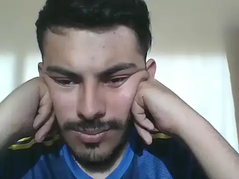 Mateotubbe online show from July 7, 2026, 10:14 pm