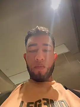 liam bronw online show from July 6, 2026, 8:33 pm