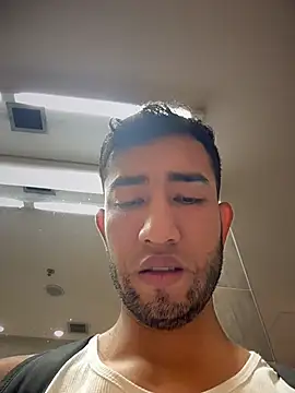 liam bronw online show from July 25, 2026, 4:04 pm