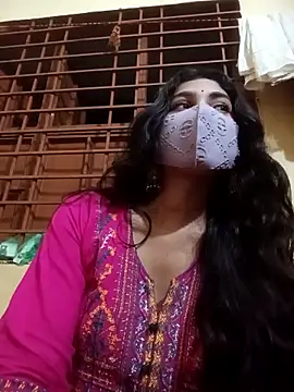 queenneha69 online show from June 12, 2026, 6:07 pm