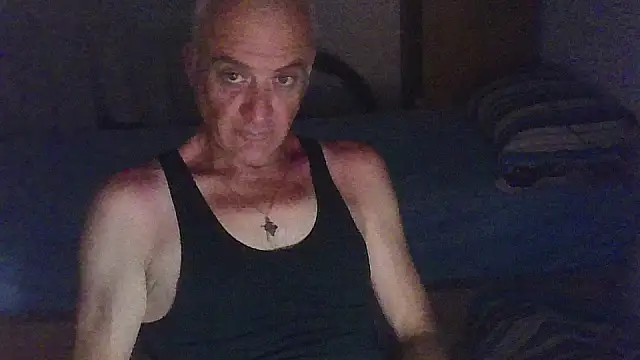 Snapshot of Antoniman9 chatting on July 6, 2026, 11:51 pm Antoniman9 online show from July 6, 2026, 11:51 pm