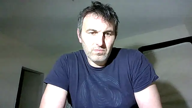Hakfin666 online show from May 8, 2026, 7:19 pm