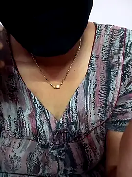 Ammu14399 online show from June 18, 2026, 12:42 pm