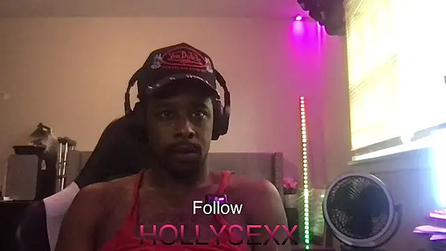 Hollywoodsexx online show from August 5, 2026, 10:23 pm