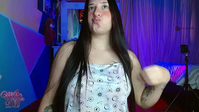 Mysticdooll69 online show from July 31, 2026, 5:01 pm