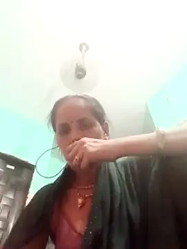 Hasmi hot09 online show from May 24, 2026, 4:56 pm