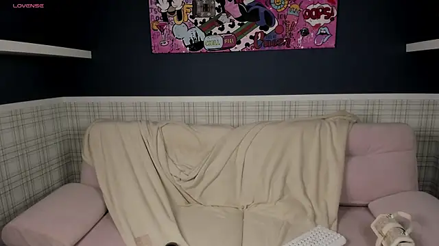 candy fang online show from June 15, 2026, 10:06 am