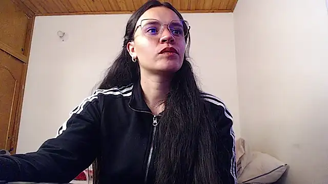Shanel Lozano online show from June 4, 2026, 5:30 pm