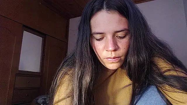 Shanel Lozano online show from July 9, 2026, 6:56 pm