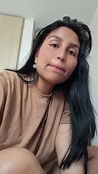 LunaRouuse  online show from June 17, 2026, 4:08 pm