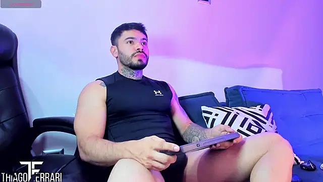thiago ferrari  online show from April 24, 2026, 12:57 am