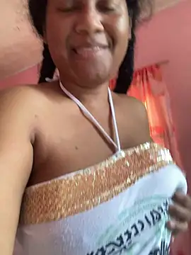 Eirondra valeen online show from July 4, 2026, 1:50 pm