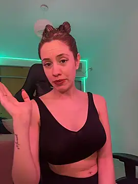LolaSB online show from July 24, 2026, 11:36 pm