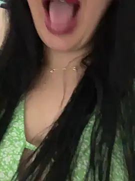 melissiaayzem online show from July 13, 2026, 6:33 pm