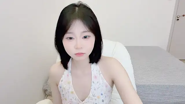 Onefiona online show from June 17, 2026, 5:43 am