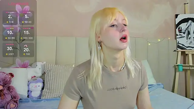 AdeleSilvy online show from July 25, 2026, 1:47 am