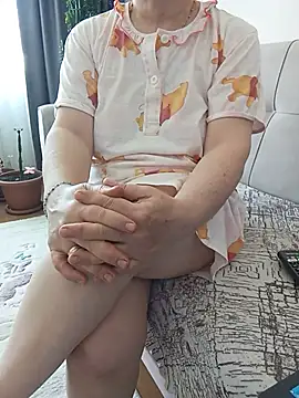 burcu ben online show from June 11, 2026, 7:28 am