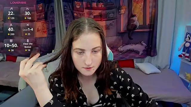 KiraDuvall online show from July 7, 2026, 5:39 pm