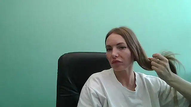 Valyssa online show from June 23, 2026, 8:45 am