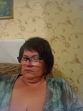 NysiOlsen online show from July 13, 2026, 7:05 pm