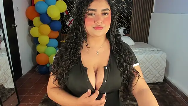 Karla18  online show from July 17, 2026, 3:07 pm