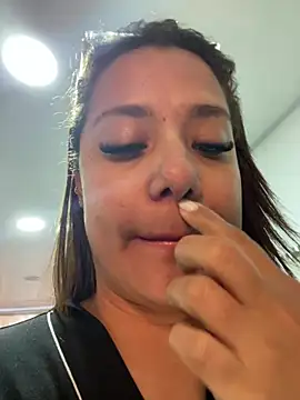 Pretty  Milf online show from July 18, 2026, 11:58 am