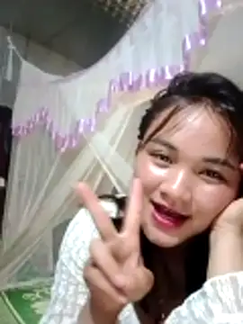 Lisakeem online show from June 23, 2026, 6:00 am