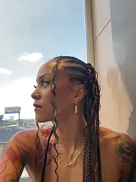 LizStorm  online show from June 21, 2026, 2:08 pm